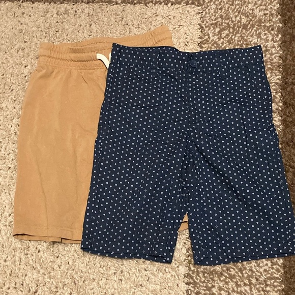 Joe 2 pair of shorts. One casual and one dressy. Both size 7/8 - Picture 1 of 7